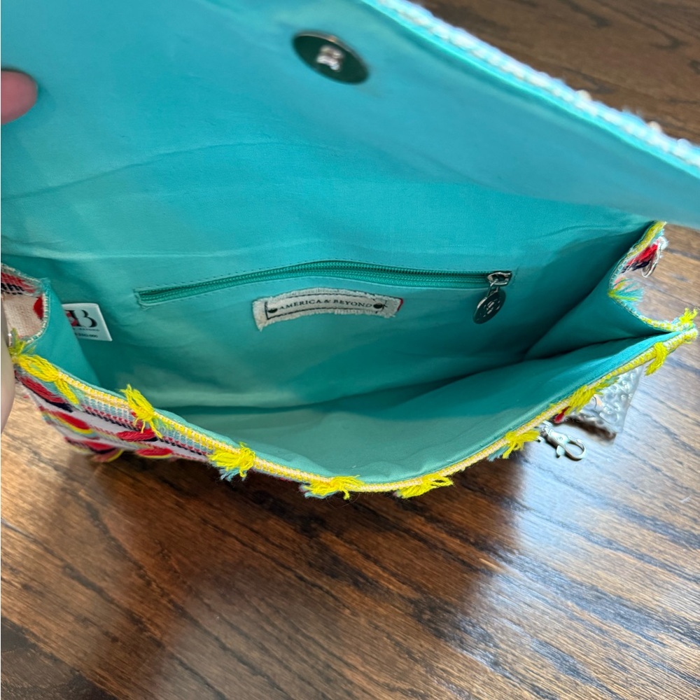Colorful Geometric Clutch with Chain - Picture 4 of 7